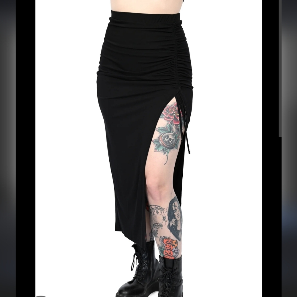 Elegant Black Pencil Skirt